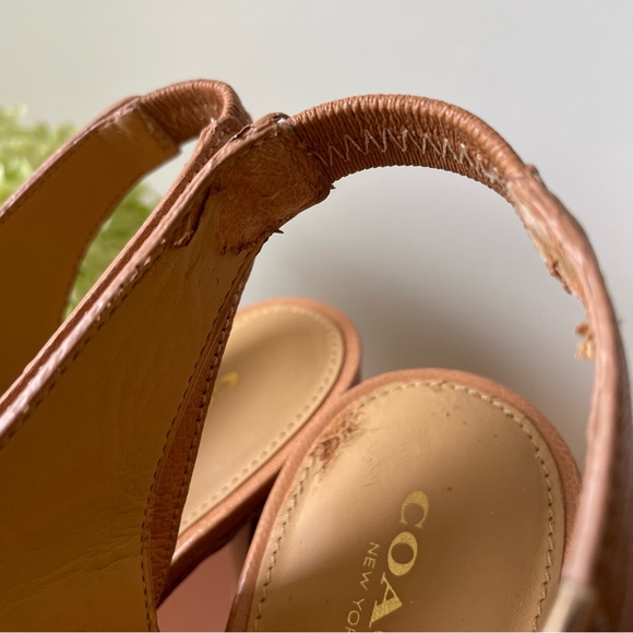 Coach Lexia sandal, tan, 7 - Picture 4 of 5